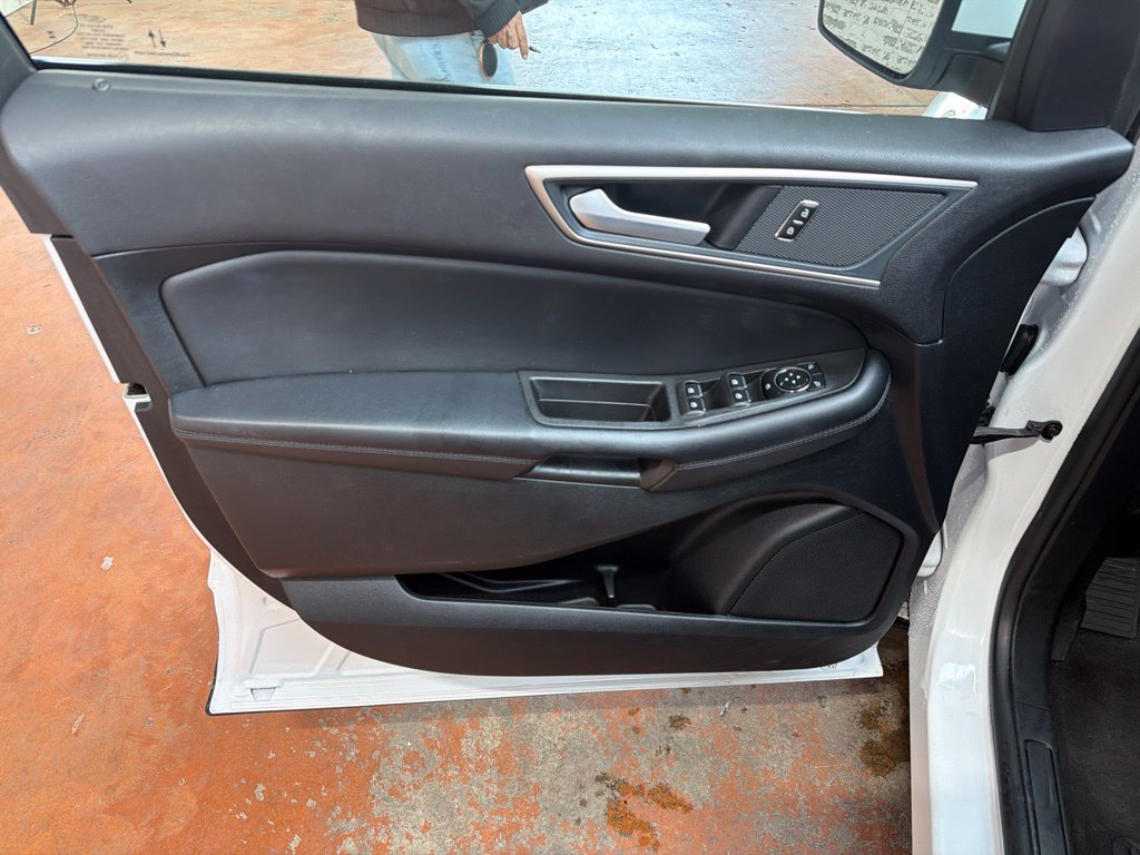 Used 2024 Ford Edge SEL AWD/4WD image 19