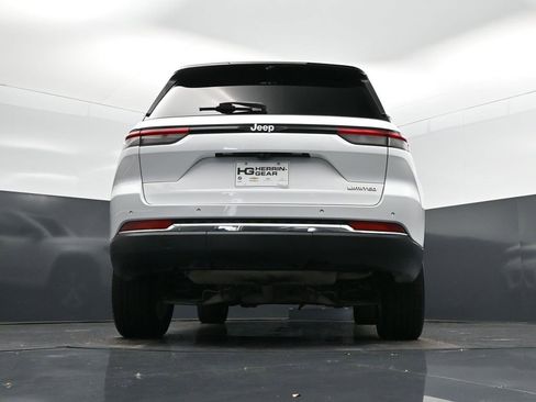 Used 2024 Jeep Grand Cherokee Limited w/ Luxury Tech Group II image 43