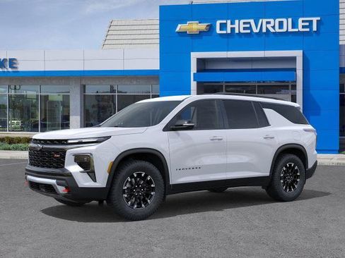 New 2026 Chevrolet Traverse Z71 w/ Enhanced Driving Package image 2