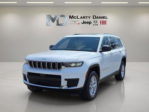 New 2025 Jeep Grand Cherokee L Laredo w/ Luxury Tech Group I image 2