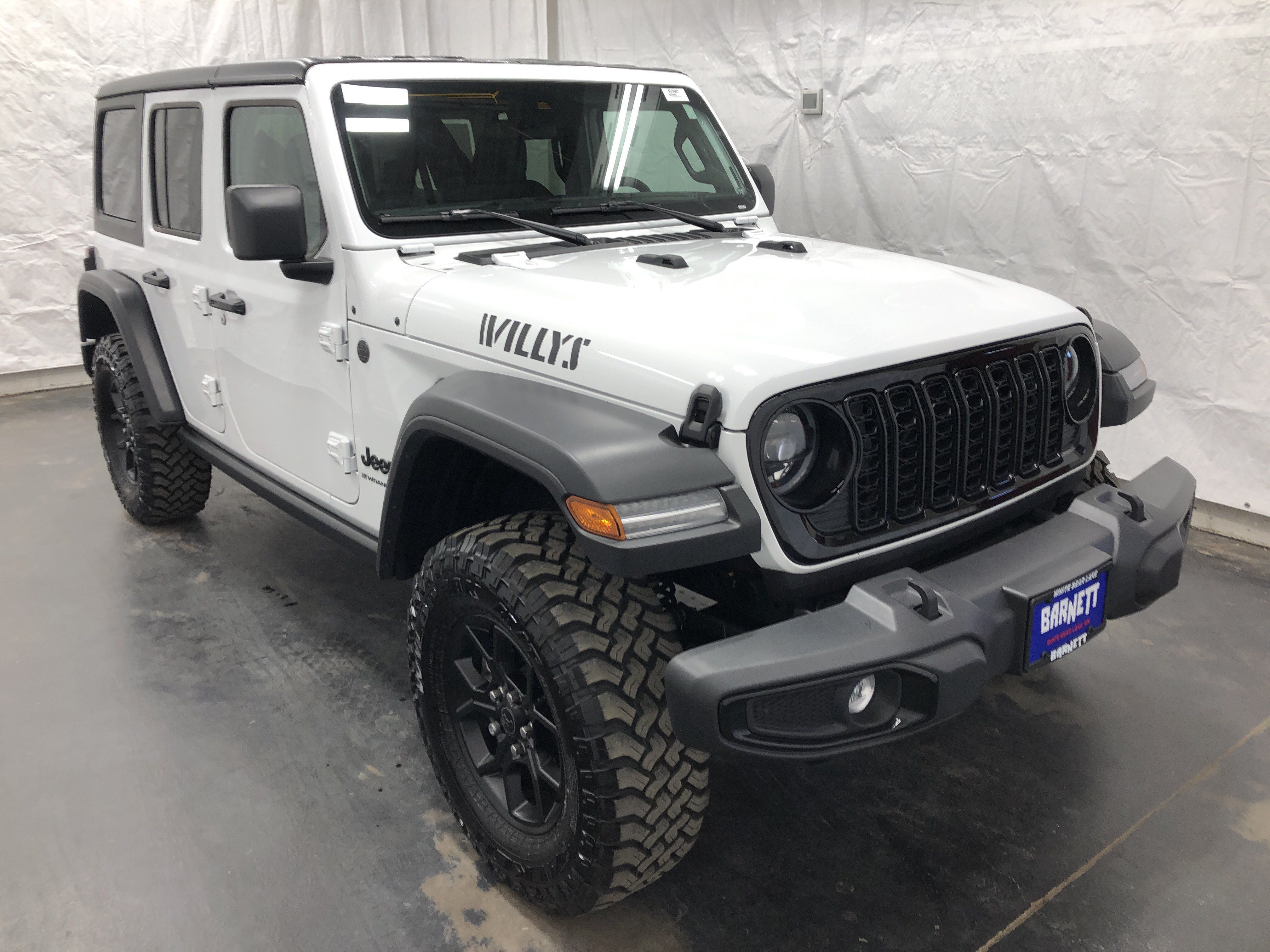 Used 2024 Jeep Wrangler Unlimited Sport AWD/4WD image 3