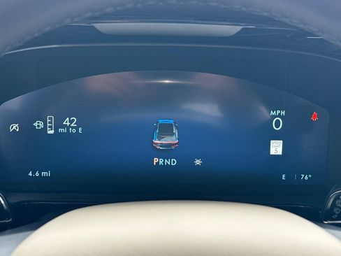 New 2025 Lincoln Corsair Reserve w/ Rear Removable Package Tray image 22