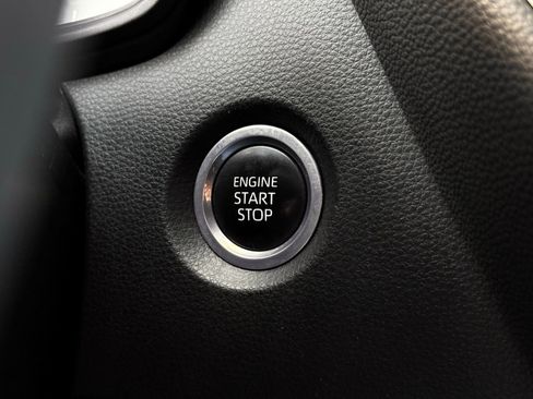 Used 2024 Toyota Corolla SE image 39