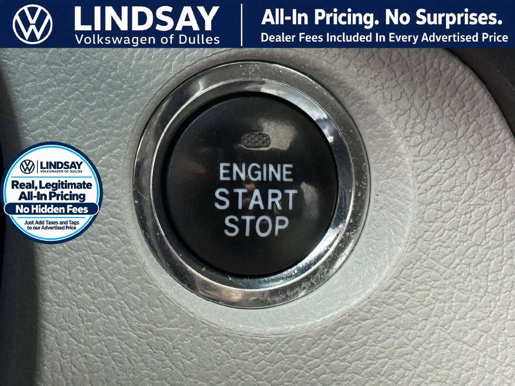 Used 2016 Toyota Sienna XLE Premium w/ Protection Package FWD image 25