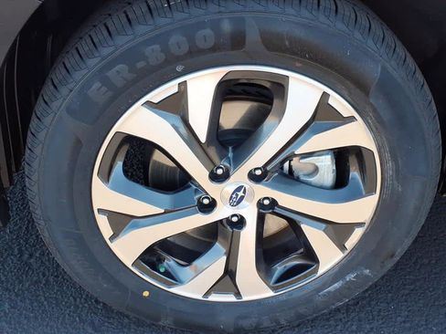 Certified 2022 Subaru Outback Limited image 12