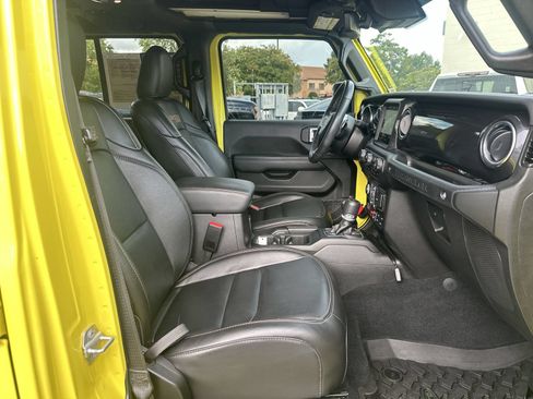 Used 2023 Jeep Wrangler Unlimited Rubicon 392 AWD/4WD image 22