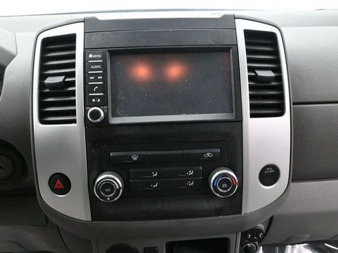 Used 2019 Nissan Frontier S image 16