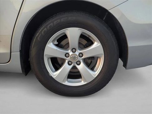 Used 2011 Toyota Sienna LE image 8