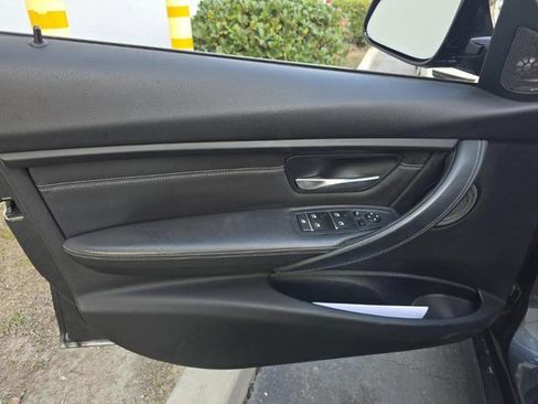 Used 2017 BMW M3 image 9