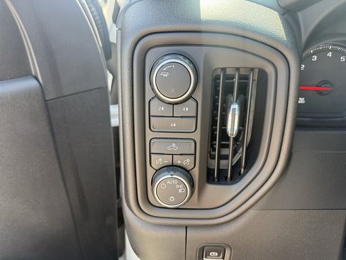 Used 2022 Chevrolet Silverado 2500 W/T w/ WT Fleet Convenience Package AWD/4WD image 20