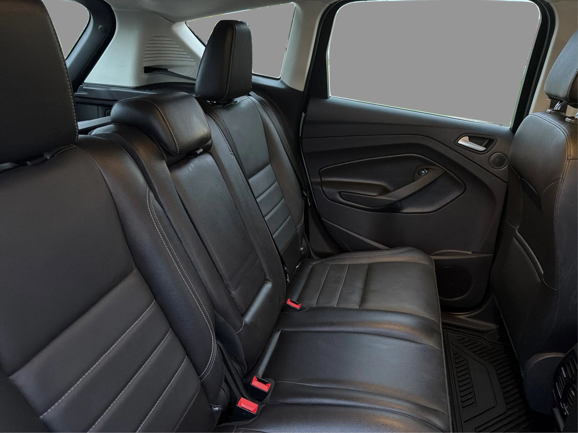 Used 2013 Ford C-MAX SEL FWD image 27