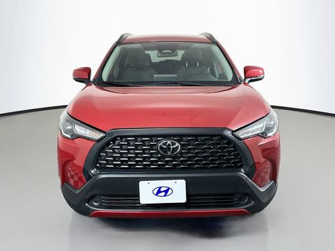 Used 2023 Toyota Corolla Cross LE FWD image 2