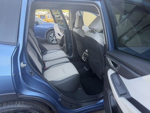 Used 2021 Subaru Forester Premium AWD/4WD image 12