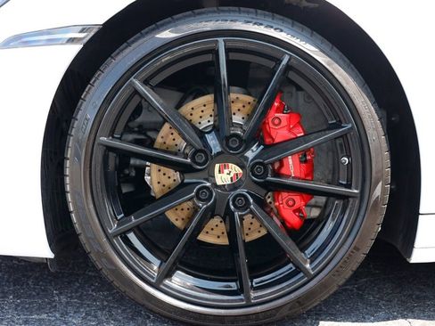 Used 2020 Porsche 911 Carrera RWD image 8