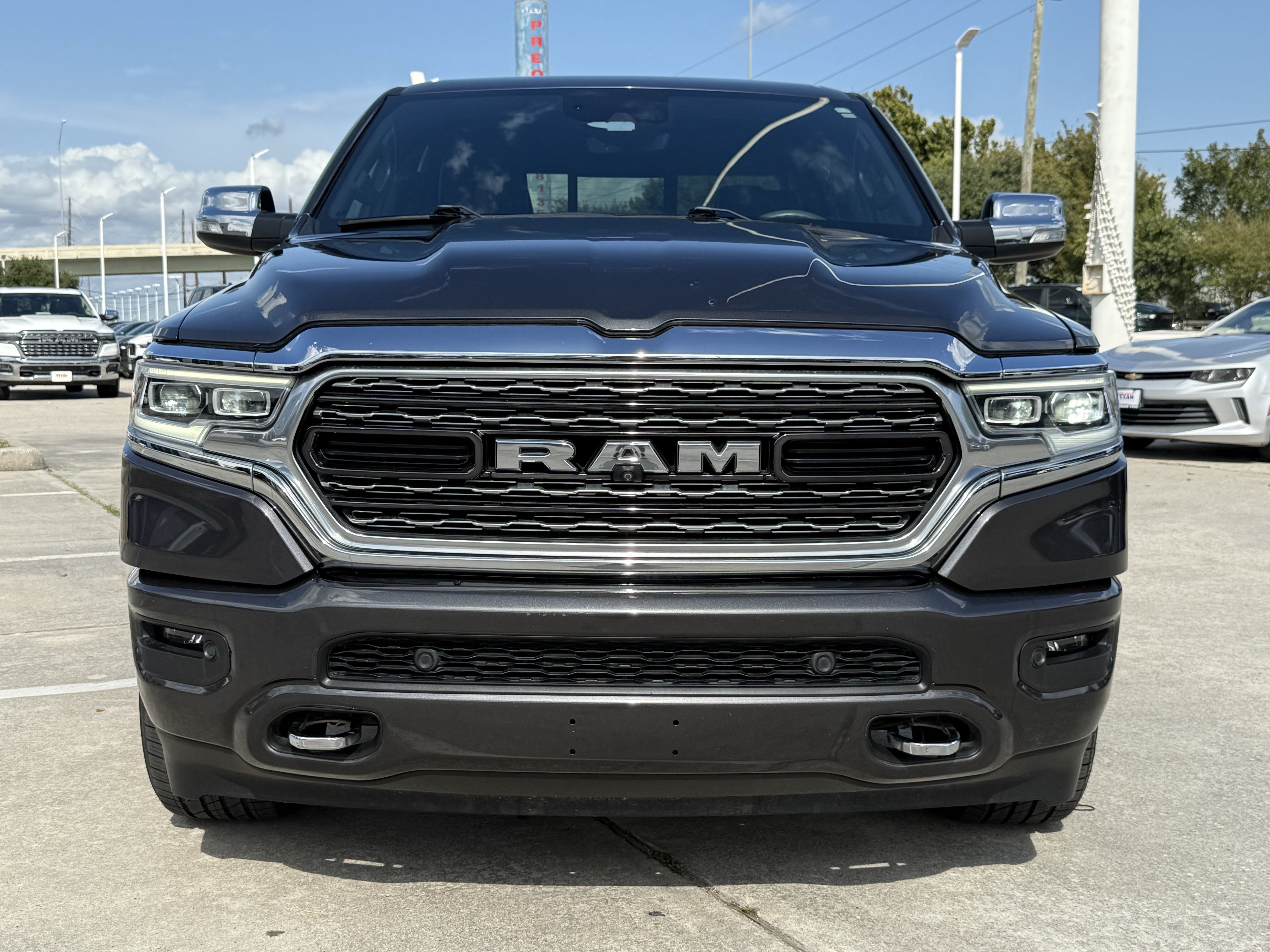 Used 2019 RAM 1500 Limited w/ Advanced Safety Group AWD/4WD image 10
