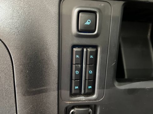 Used 2025 Ford Expedition Max Platinum AWD/4WD image 47