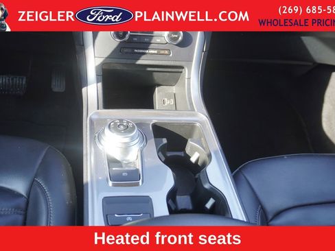 Used 2024 Ford Edge SEL image 15