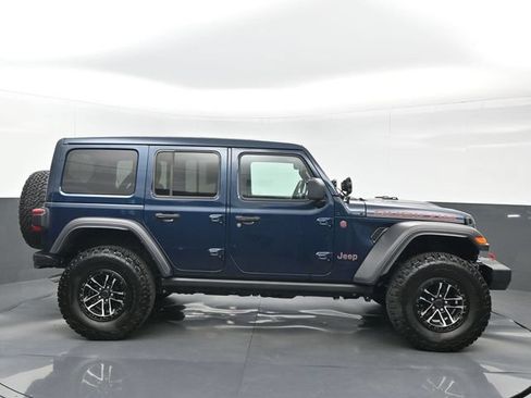 Used 2025 Jeep Wrangler Unlimited Rubicon w/ XTREMEE 35" Tire Package AWD/4WD image 7