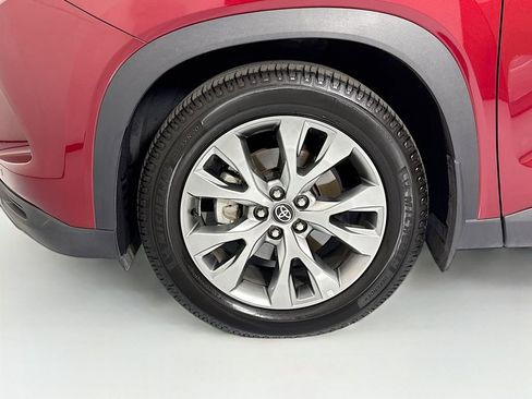 Used 2024 Toyota Grand Highlander FWD image 30
