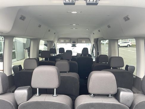 Used 2023 Ford Transit 350 XLT image 26