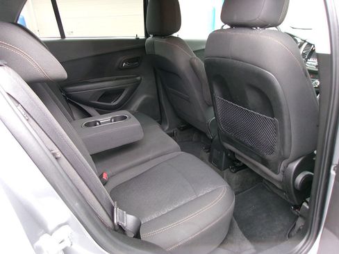 Used 2020 Chevrolet Trax LS w/ Tint and Cruise Package image 11