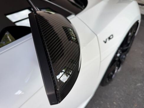 Used 2017 Audi R8 V10 w/ Carbon Exterior Package AWD/4WD image 45