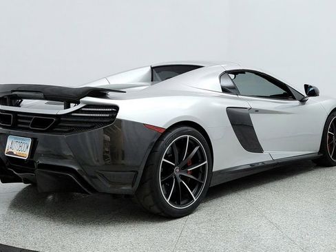 Used 2015 McLaren 650S Spider image 5