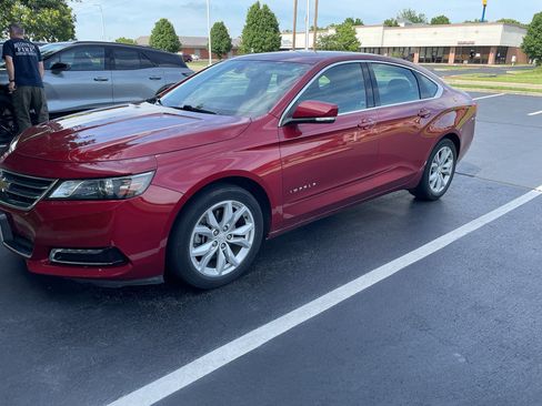 Used 2019 Chevrolet Impala LT w/ LT Convenience Package FWD image 3