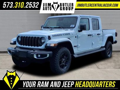 New 2025 Jeep Gladiator Sport