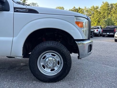 Used 2016 Ford F250 XL w/ Power Equipment Group AWD/4WD image 31