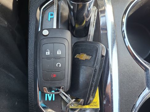 Used 2017 Chevrolet Equinox LT w/ Sport Edition AWD/4WD image 33