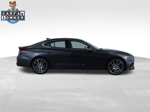 Used 2025 Genesis G70 2.5T image 13