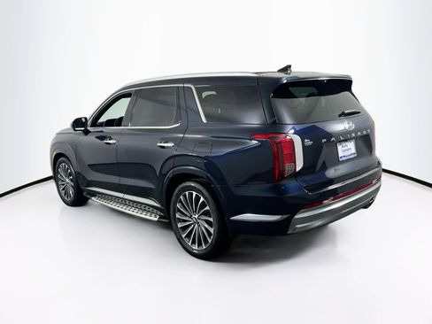 Used 2023 Hyundai Palisade Calligraphy image 7