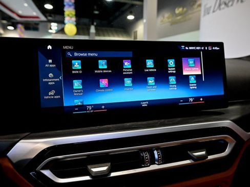 Used 2023 BMW 330i xDrive Sedan w/ Driving Assistance Package image 34