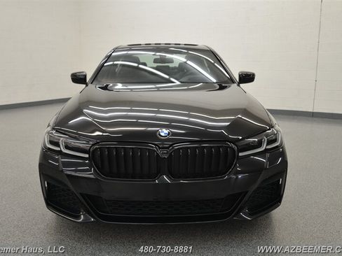 Used 2023 BMW 530i w/ M Sport Package RWD image 6