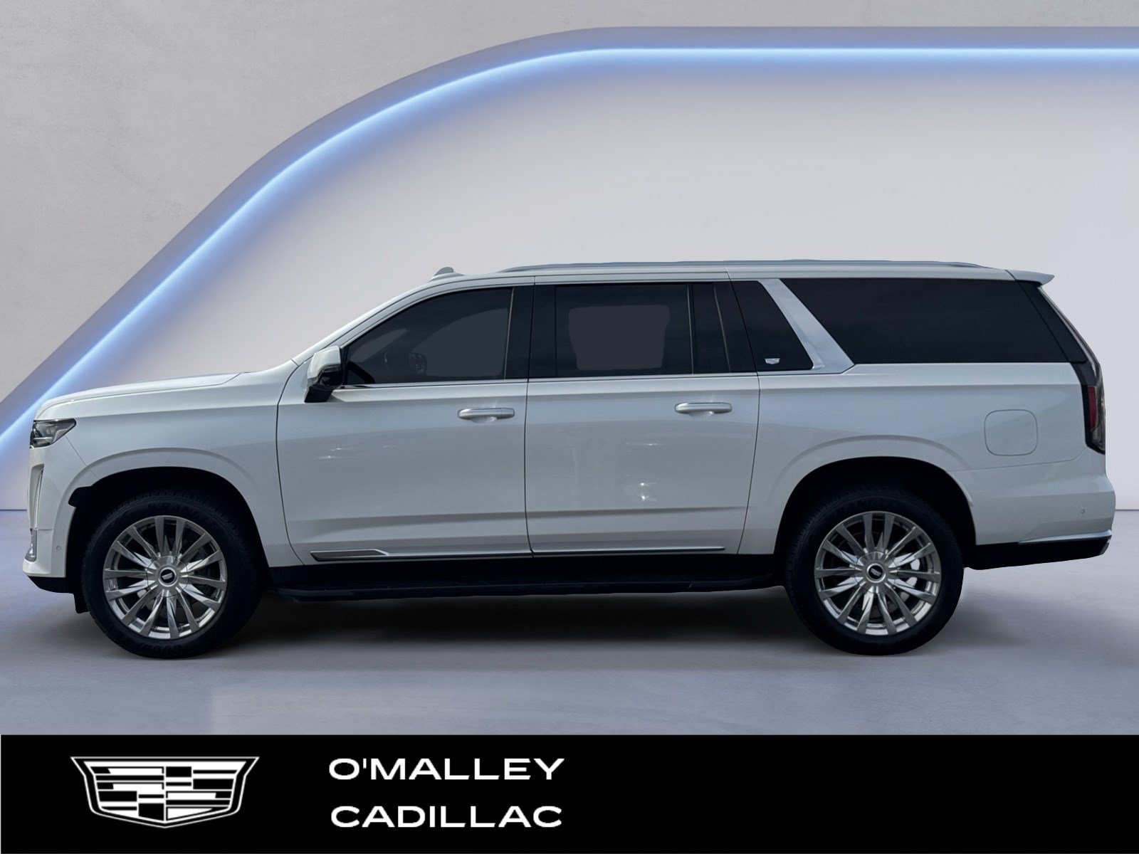 Used 2023 Cadillac Escalade ESV Premium Luxury AWD/4WD image 2