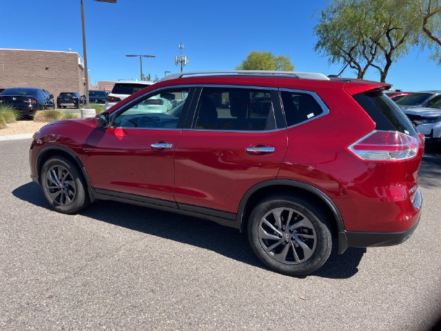 Used 2016 Nissan Rogue SL w/ SL Premium Package AWD/4WD image 4