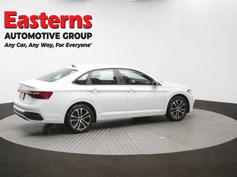 Used 2025 Volkswagen Jetta Sport FWD image 41