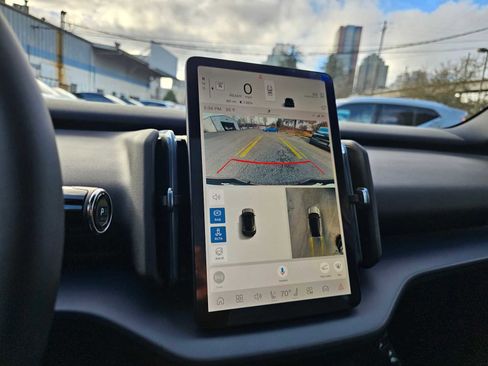 New 2026 Volvo EX30 Cross Country Ultra image 26