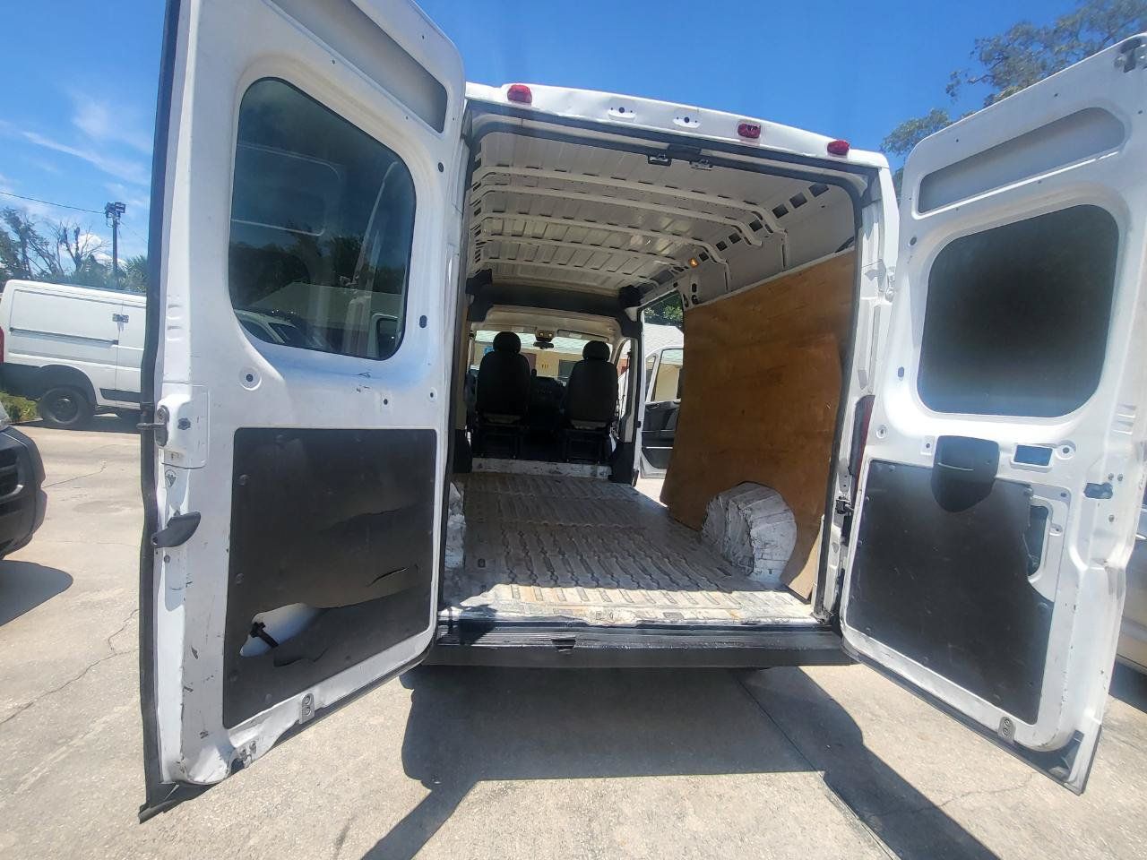 Used 2017 RAM ProMaster 2500 FWD image 48