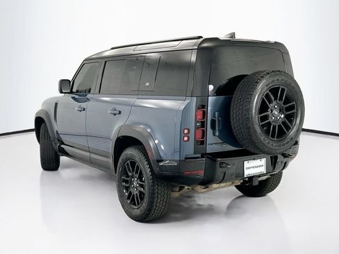 Used 2023 Land Rover Defender 110 X-Dynamic SE AWD/4WD image 7