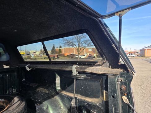 Used 2012 Ford F150 XLT w/ XLT Chrome Pkg image 35