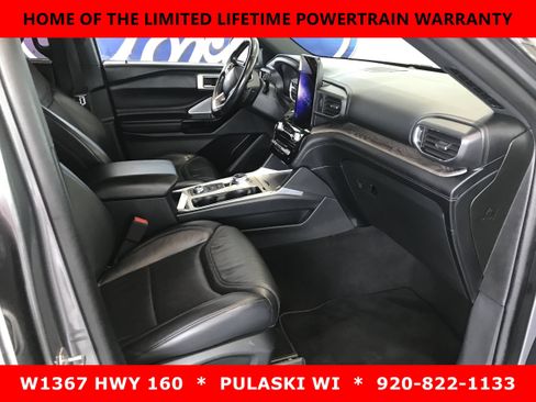Used 2021 Ford Explorer Platinum AWD/4WD image 4