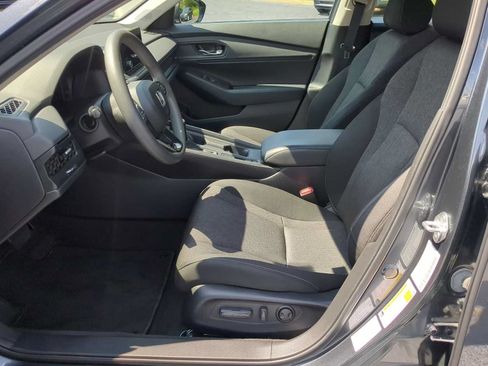 Used 2023 Honda Accord EX image 14