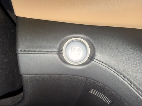 Used 2023 Hyundai Santa Fe Calligraphy image 4