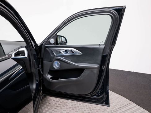 Used 2024 BMW XM image 47