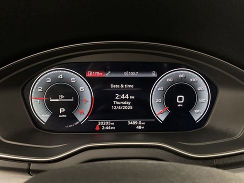 Used 2025 Audi Q5 2.0T Premium image 27