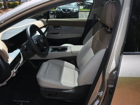 Used 2025 Nissan Murano Platinum w/ Cargo Package AWD/4WD image 8
