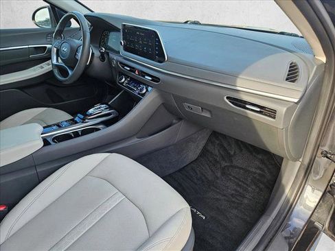 Used 2022 Hyundai Sonata Limited image 23