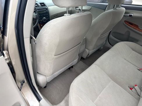 Used 2010 Toyota Corolla FWD image 38